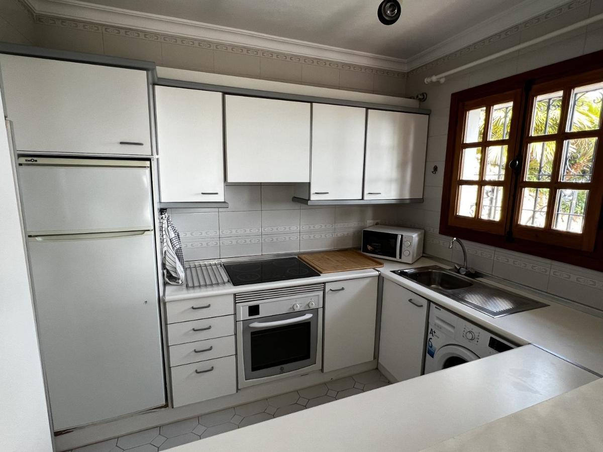 Terraced House In The Mountains With Fantastic View Villa Malaga Exterior photo